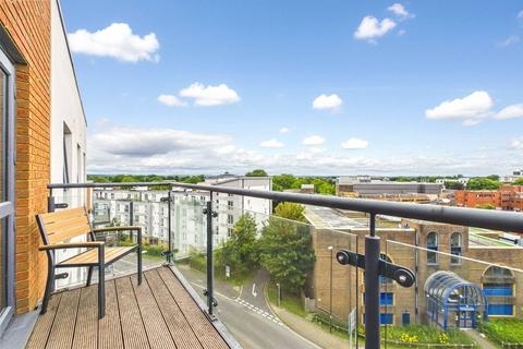 2 bedroom apartment for sale, West Green Drive, West Green, Crawley, West Sussex, RH11
