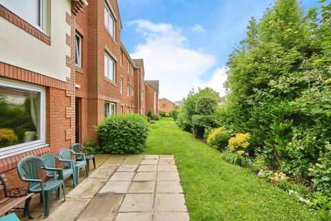1 bedroom apartment for sale, Crocker Street, Newport PO30