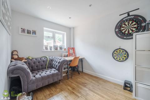 5 Adam Close, Baughurst, Tadley, RG26 5HG