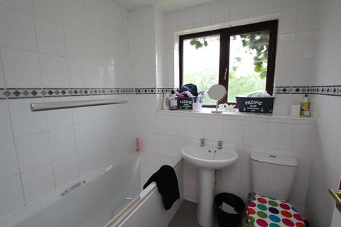 2 bedroom end of terrace house for sale, Shenley Church End, Milton Keynes MK5
