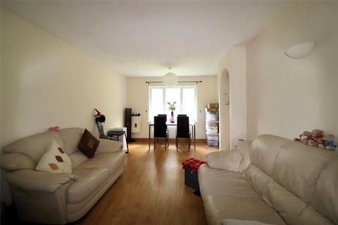 2 bedroom flat for sale, Cricketers Close, Erith, DA8