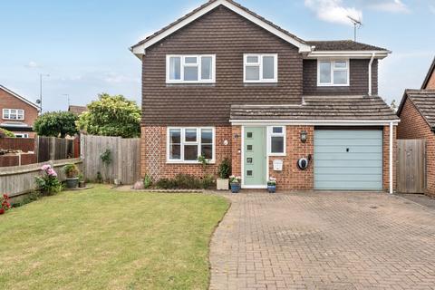 undefined, Ruby Close, Wokingham, Berkshire