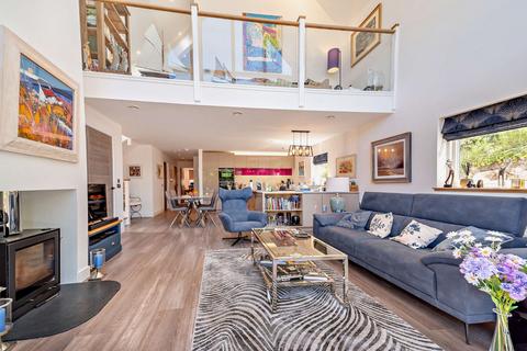 Roy Cottage Kindrochit Drive, Braemar, Ballater, AB35 5YW