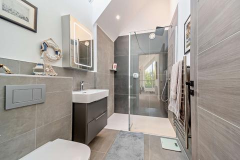 Roy Cottage Kindrochit Drive, Braemar, Ballater, AB35 5YW