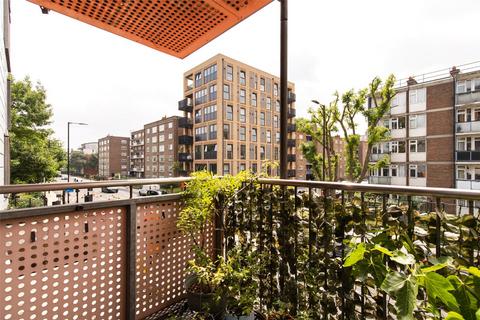 2 bedroom apartment for sale, Queensbridge Road, London E2