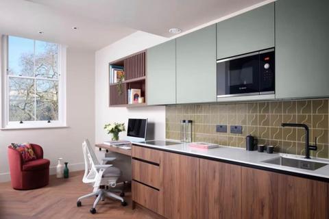 Studio to rent, Cromwell Road, South Kensington