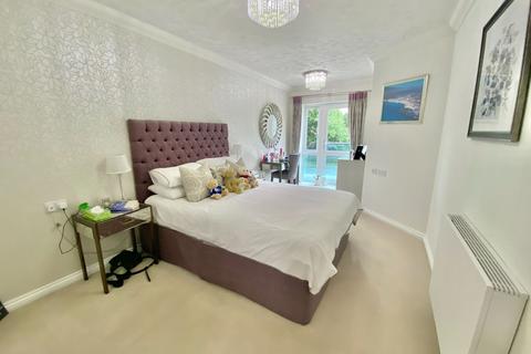 2 bedroom apartment for sale, Sachs Lodge, Torquay