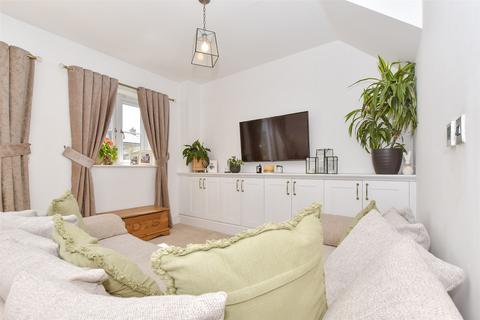 2 bedroom end of terrace house for sale, Sparrowhawk Way, Whitfield, Dover, Kent