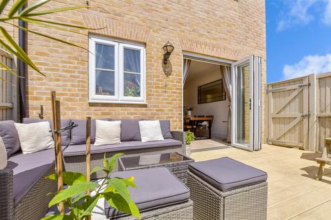 2 bedroom end of terrace house for sale, Sparrowhawk Way, Whitfield, Dover, Kent