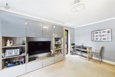 2 bedroom apartment for sale, Stanley Road, Carshalton On The Hill, SM5