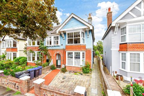 1 bedroom flat for sale, Windsor Road, Worthing, West Sussex