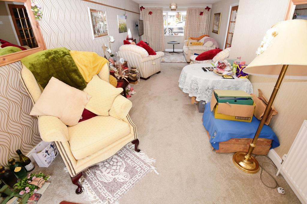 Living/Dining Room