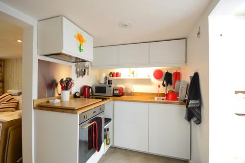 2 bedroom terraced house to rent, Church End, Essex CM6