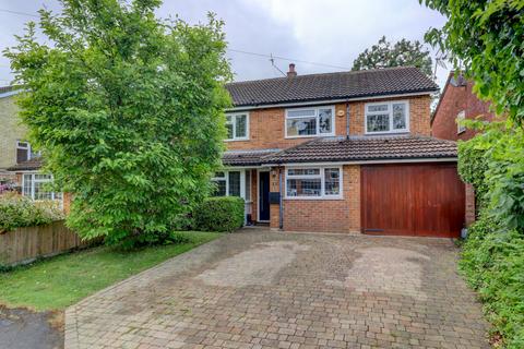 Oaktree Close, High Wycombe HP10