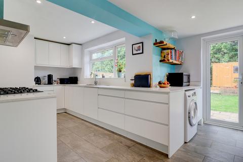 undefined, Oaktree Close, High Wycombe HP10