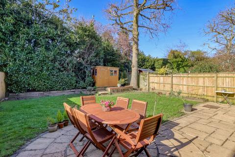4 bedroom semi-detached house for sale, Oaktree Close, High Wycombe HP10