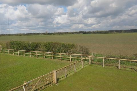 4 bedroom farm house to rent, Lodge Farmhouse, Reepham