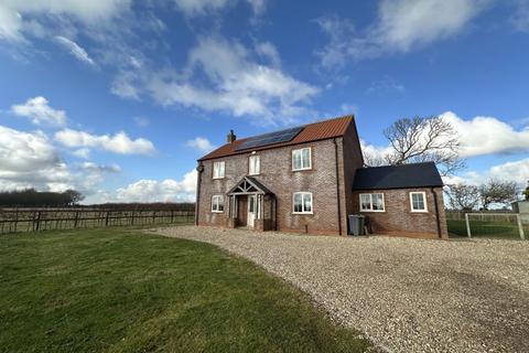 4 bedroom farm house to rent, Lodge Farmhouse, Reepham