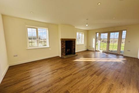 4 bedroom farm house to rent, Lodge Farmhouse, Reepham