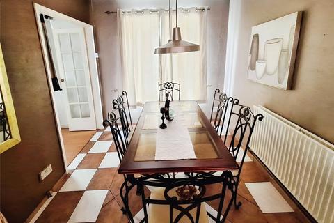 3 bedroom semi-detached house for sale, Tulliver Road, Warwickshire CV10