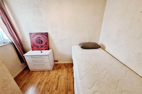 1 Tulliver Road, Nuneaton, CV10 7AL