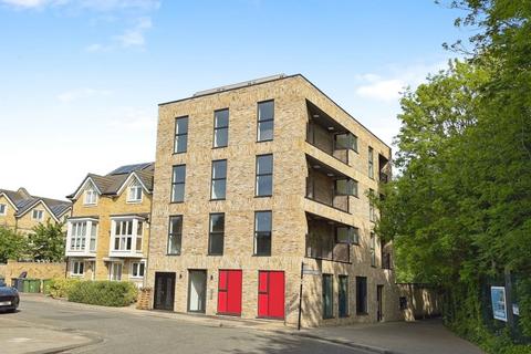 Retail property (high street) for sale, 19 Springbank Rd London SE13 6SN