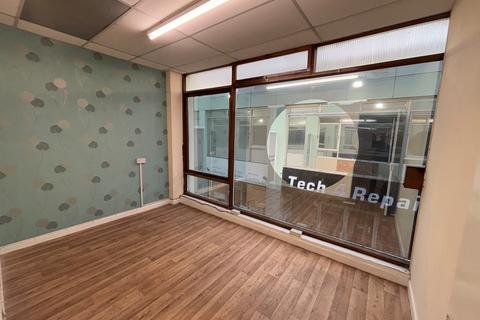 Retail property (high street) to rent, 1-18 Church Arcade Bedford MK40 1LQ