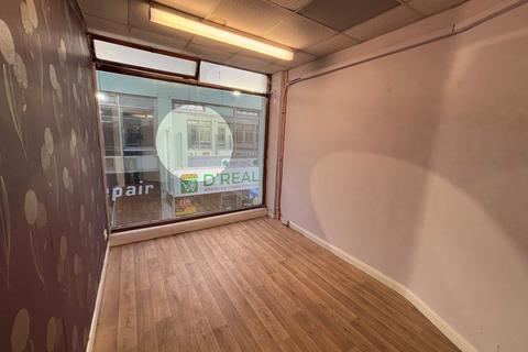 Retail property (high street) to rent, 1-18 Church Arcade Bedford MK40 1LQ