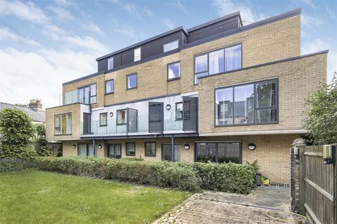 2 bedroom flat for sale, Springfield Road, Cambridge CB4