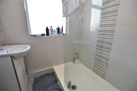 12 Buckingham Mount, Headingley, Leeds, LS6 1DN