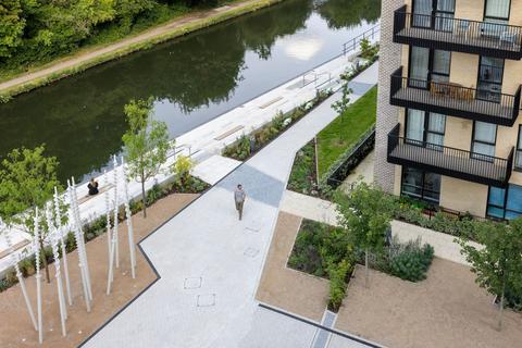 1 bedroom apartment for sale, Waterway Apartments at Hayes Village Nestles Avenue, Hayes UB3