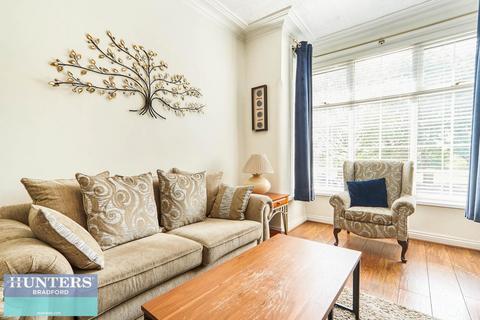 4 bedroom terraced house for sale, Leeds Road, Bradford, West Yorkshire BD3 7DB