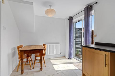 40 Ashlea Meadow, Bishops Cleeve, Cheltenham, GL52 7WG