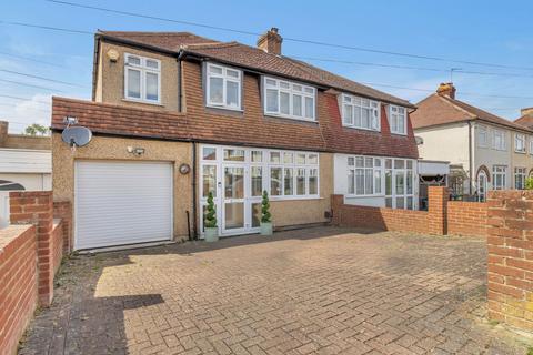49 Derek Avenue, Epsom, KT19 9HP