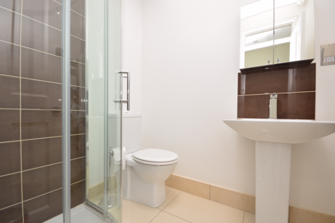 49 Derek Avenue, Epsom, KT19 9HP