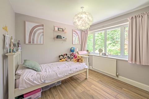 5 Ashdown Drive, Wordsley, Stourbridge, DY8 5QY