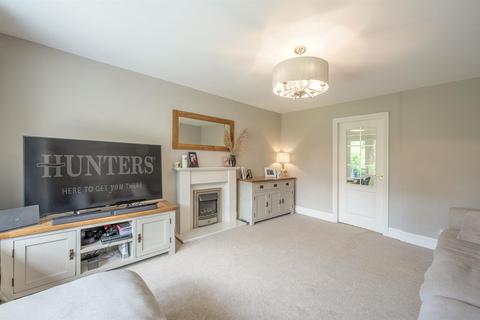 5 Ashdown Drive, Wordsley, Stourbridge, DY8 5QY