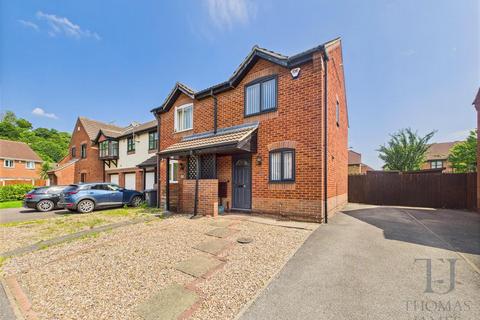 2 bedroom townhouse for sale
