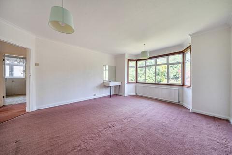 4 bedroom detached house for sale, Spurgeon Avenue, London