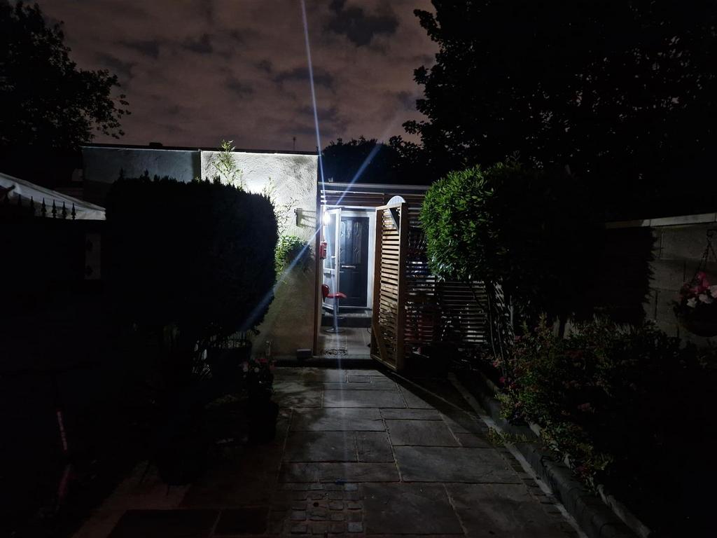 Photo 4.jpg