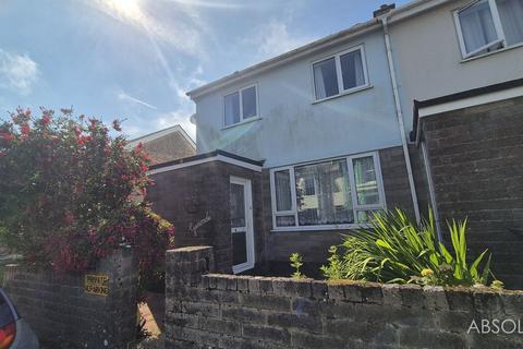 Gironde Queens Road, Brixham, TQ5 8BG
