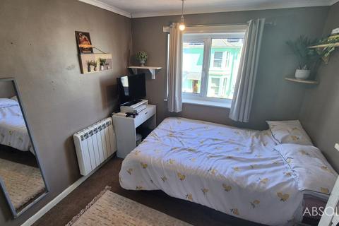 Gironde Queens Road, Brixham, TQ5 8BG