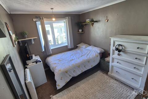 Gironde Queens Road, Brixham, TQ5 8BG