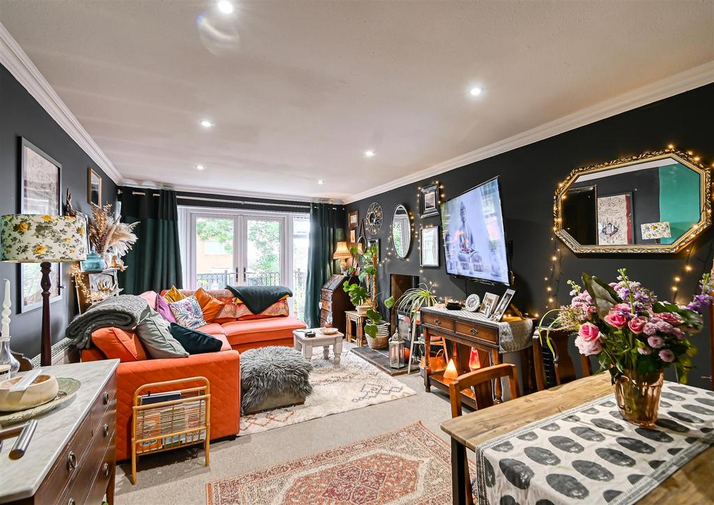 10 Hazel View-10.jpg