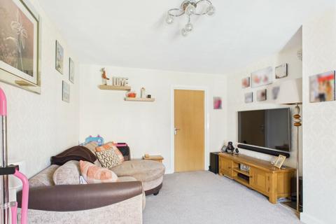 2 bedroom semi-detached house for sale, Fielders Close, Poolstock, Wigan, WN3 5AX