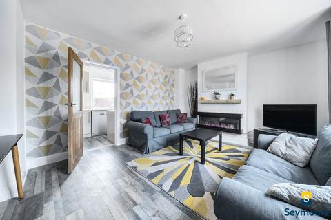 3 bedroom terraced house for sale, Gloucester Road, Surrey GU2