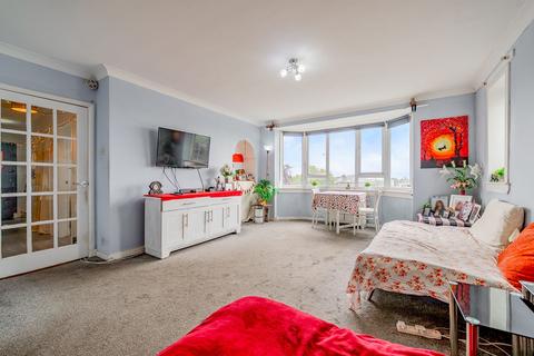 2 bedroom flat for sale, Greenwood Court, Greenwood Road, Clarkston, Glasgow, G76