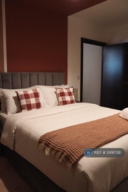 Bedroom 2.jpeg