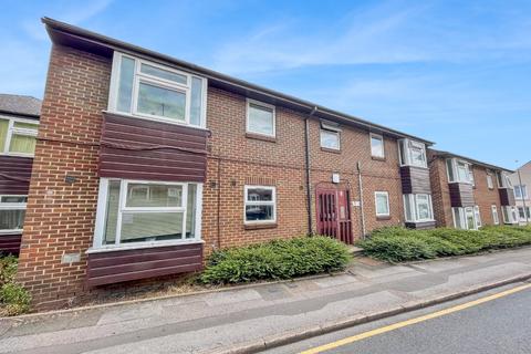 Russell Street, Luton, Bedfordshire, LU1 5EB