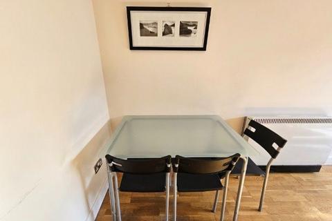 2 bedroom apartment to rent, Upper College Street, Nottingham NG1
